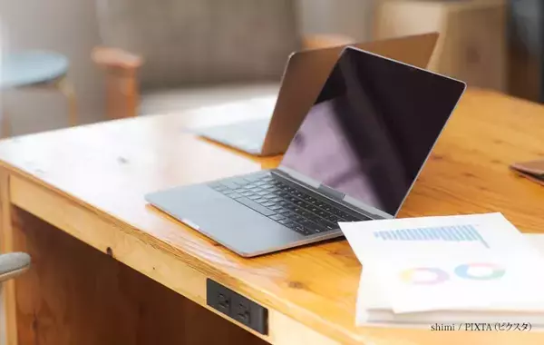 「お巡りさん！充電が切れそうでピンチです」→交番でスマホ充電はOK？【元警察官が回答】