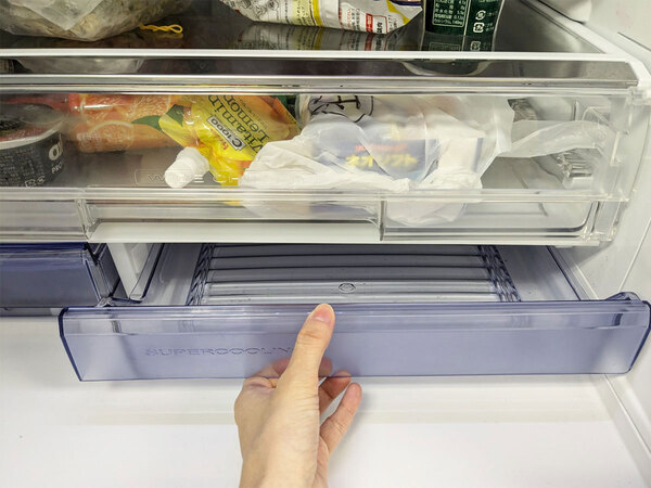 拭き掃除から密閉保存まで！冷蔵庫のイヤなニオイを防ぐプロのアドバイス