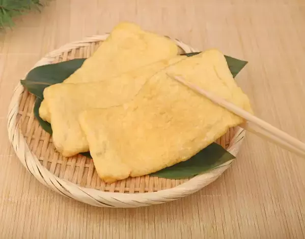 油揚げをレンジで『30秒』加熱すると…　時短ハックに「天才だわ」【電子レンジ活用術4選】