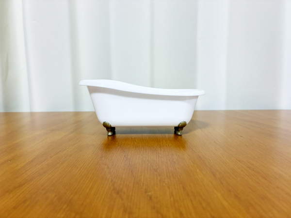 ダイソーにあった『ミニチュアバスタブ』　玄関に設置する収納ワザに「優秀すぎる」