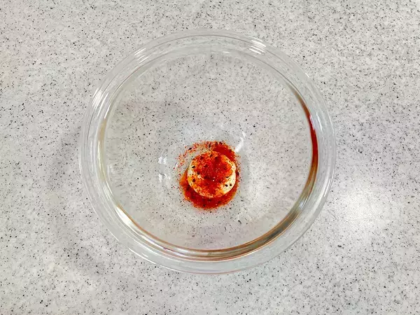 だしも砂糖も使いません！　玉子焼きに3つの調味料を入れたら「リピート確定」【レシピ】