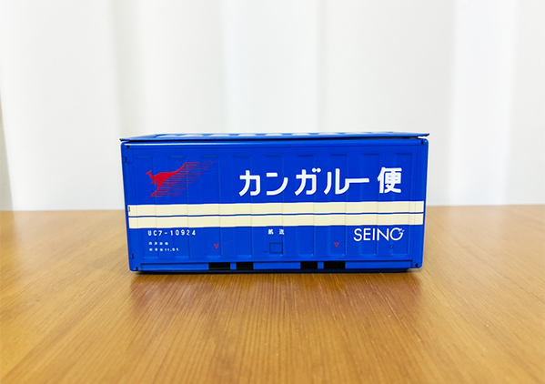 100均の『ミニチュアコンテナ』　部屋に置いたら便利な活用法に「複数買い決定」