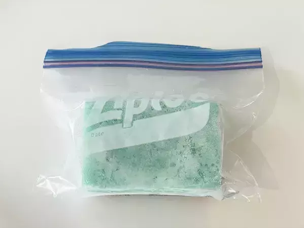 ダイソーのスポンジを『保冷剤』として使う方法　溶けるまでの時間や、便利な使い道は？