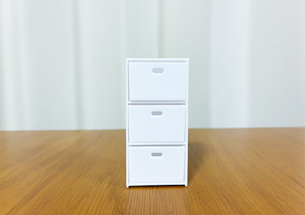 ダイソーで見つけたドール用のミニチュア引き出し　『じゃない』使い方に「生活が便利になった！」