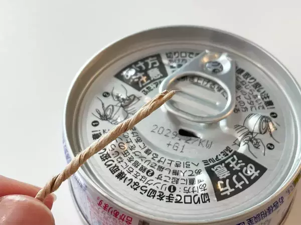 ツナ缶を『オイルランプ』にする方法　警視庁も紹介するサバイバル術に「いざという時に役立つかも」