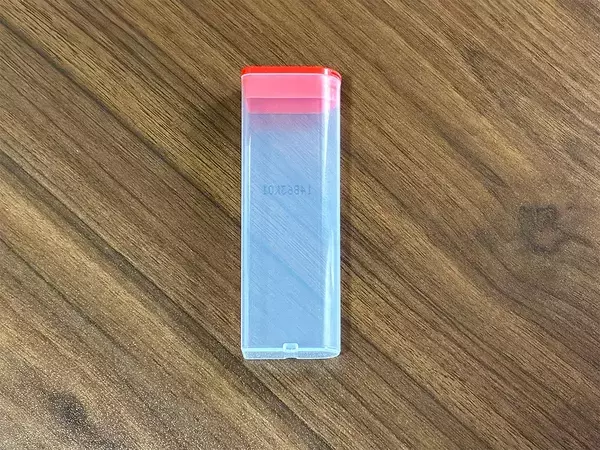 チョコベビーの容器、捨てないで！　小物収納に有効活用できる3つの方法