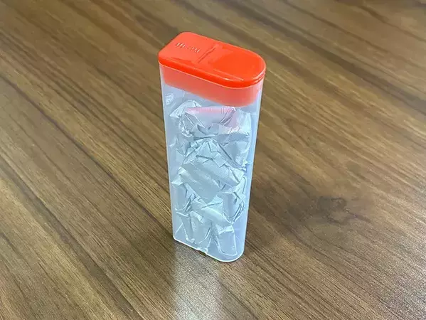 チョコベビーの容器、捨てないで！　小物収納に有効活用できる3つの方法