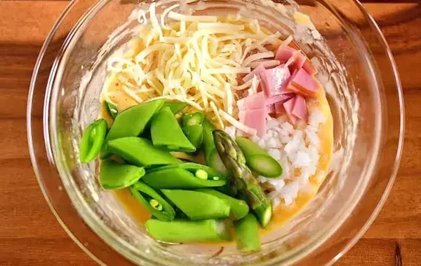 管理栄養士が考えた「玉子焼き器」の活用法　ホットケーキミックスを流すと？