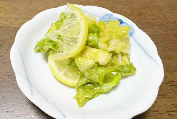 まだ浅漬けにしてる？　キャベツを一口大に切ったら…高級ドレッシングのような味わいに！