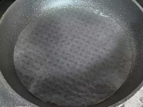 家族から「また作って」　ライスペーパーがこんなお宝に化けるとは…