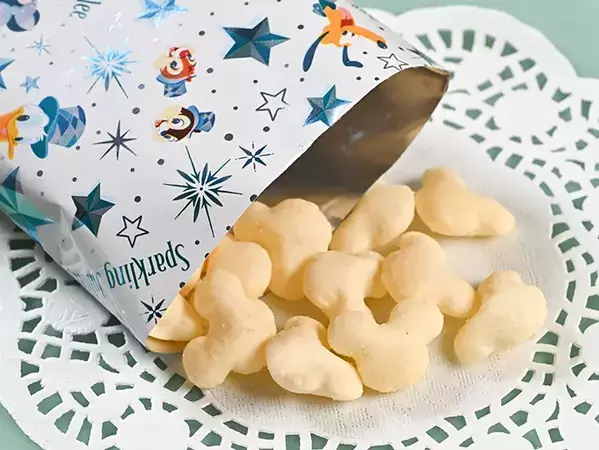 食べ終わっても捨てないで！　ディズニーシー25周年の『1300円お土産箱』、玄関に置いてみて