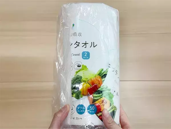 キッチンペーパー、むき出しで保管してない？　外装ビニールを使った裏ワザに「次から絶対やる」