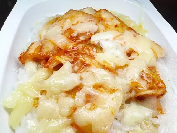 パックご飯だけで満足！　調理時間5分で完成する簡単レシピに「これはリピ確定」