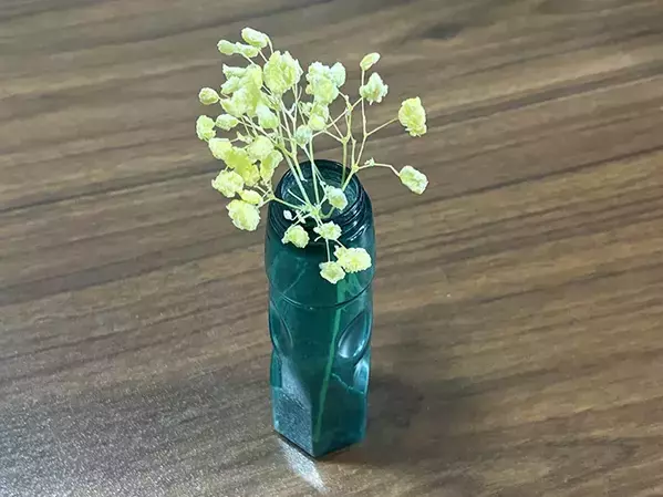 0円で一輪挿しに　森永ラムネの空き容器をインテリアへ変える活用法【3選】