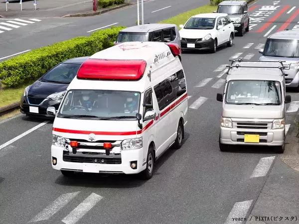 運転中、救急車が来た時は…　警察に聞いた正しい交通ルール