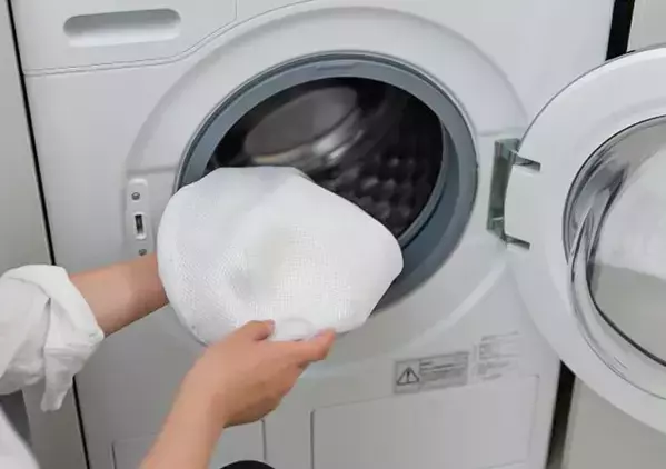 帽子・手袋・スヌード…　冬小物を洗ってみたら驚きの結果に！【洗濯のプロ監修】