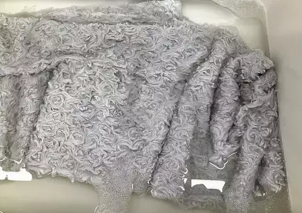 帽子・手袋・スヌード…　冬小物を洗ってみたら驚きの結果に！【洗濯のプロ監修】