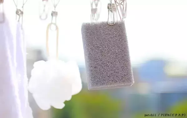 キッチンスポンジ、最近いつ替えた？　『汚れ』がついたスポンジで皿を洗うと…