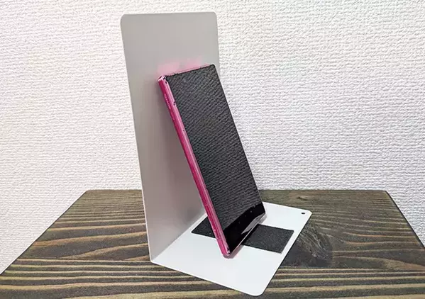 ブックエンドが“別物”に！　『DAISOの輪』で見つけた活用法に「驚くほど便利」「すぐできた」