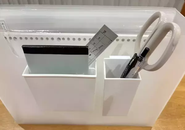 まだ書類しか入れてない？　収納のプロが教える「ファイルボックス」のカンタン活用法【4選】