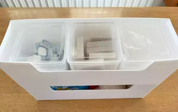 まだ書類しか入れてない？　収納のプロが教える「ファイルボックス」のカンタン活用法【4選】