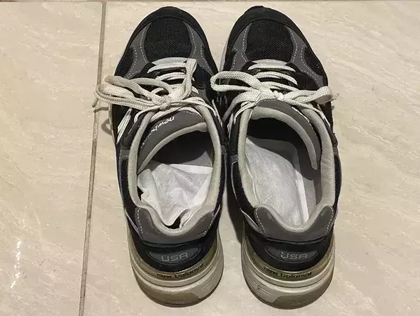 使い終わったカイロの意外な活用法　靴の消臭に使える2つのアイディアに「経済的」