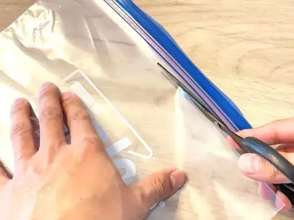 古いジッパー袋、まだ捨てないで！　思わぬ使い道に「これ便利」「バラバラにならない」