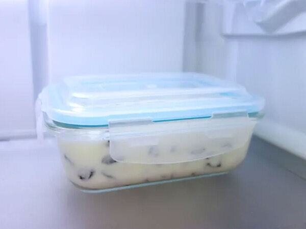 混ぜて置いてはさむだけ！バター不要のレーズンサンドクッキーに子供「おいしい！」