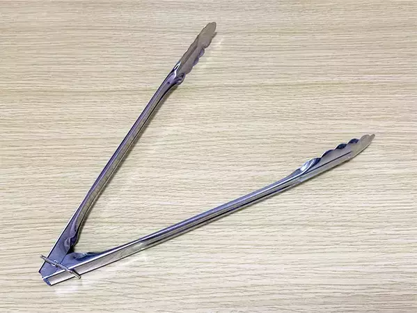 キッチンペーパーの芯、捨てるの待った！　キッチングッズの0円収納に感動　「知れてよかった」