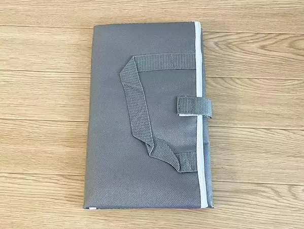 ダイソーの『箱』になるアイロンマットが便利！　100均アイテムに「買ってよかった」