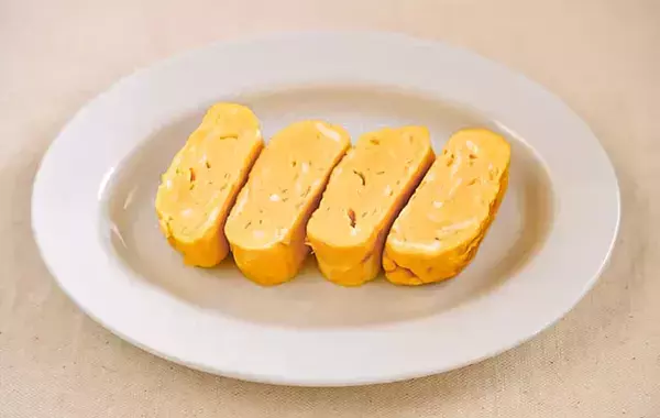 『大さじ2杯』入れてみて！　出汁いらずの玉子焼きが「ふっくら、しっとり」「栄養アップ」【管理栄養士】