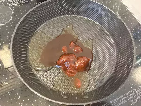 デミグラスソースの‟隠し味”　選んだ人気菓子に「定番にしたい」