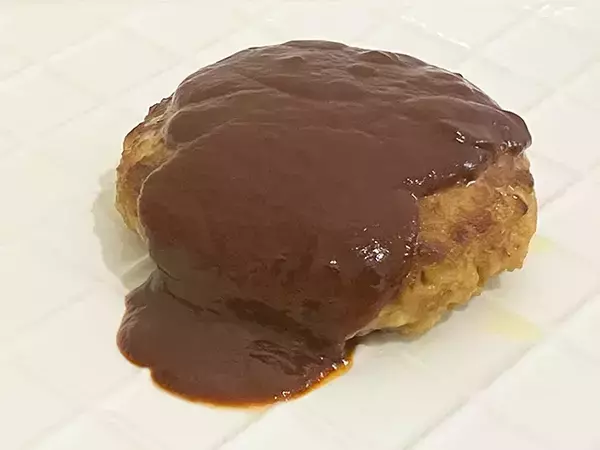 デミグラスソースの‟隠し味”　選んだ人気菓子に「定番にしたい」