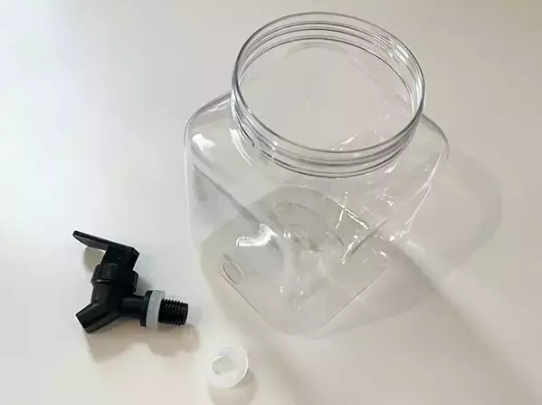 110円のウォータージャグが防災で活躍！　使わない時は中に？【防災ボトル】