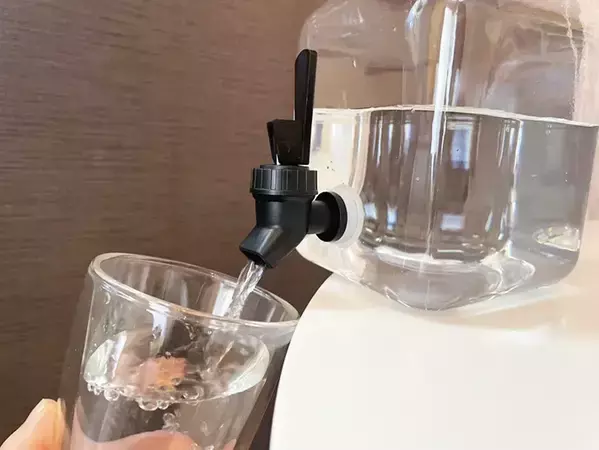 110円のウォータージャグが防災で活躍！　使わない時は中に？【防災ボトル】