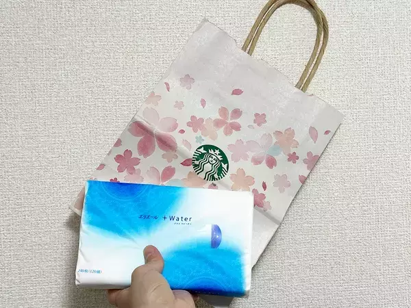 余った紙袋がティッシュケースに！　3分で完成するリメイク術に「テンション上がった」