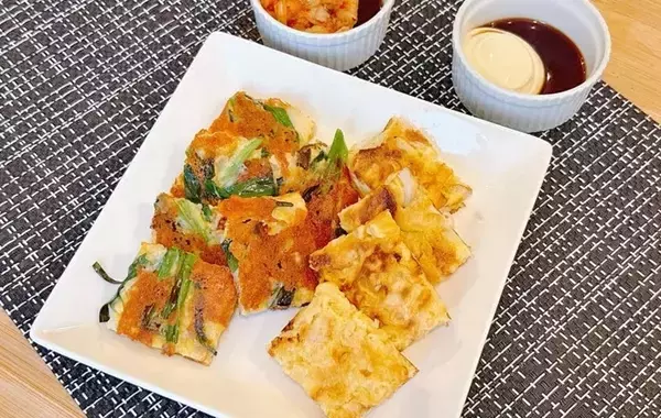 ちくわとネギを混ぜて焼くだけ！　できた簡単つまみに「早く食べたい」「あっという間に皿が空に」