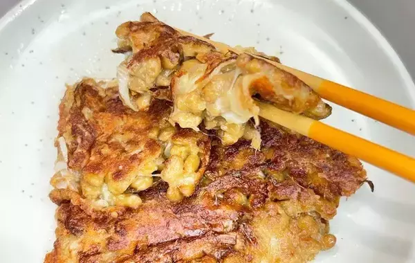 余った納豆の意外な活用法　混ぜて焼くだけの絶品つまみに「夫がドはまり」「連日作った」