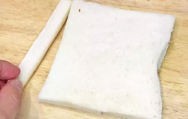 コンビニいらず…！　食パンとこしあんの組み合わせに「本物みたいな味！」「もちっとした弾力」