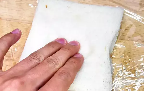 コンビニいらず…！　食パンとこしあんの組み合わせに「本物みたいな味！」「もちっとした弾力」