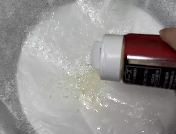 レンジで3分！ 　余ったライスペーパーが『サクサクのおつまみ』に化ける裏技