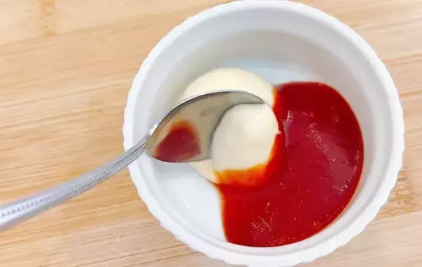 マヨネーズ、そのまま使ってる？　意外な組み合わせに「クセになりそう」【3選】