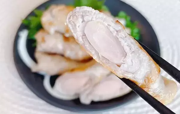 「これが本当の生姜焼き！」と夫が感動　豚バラでくるくる巻いた「食材」は？