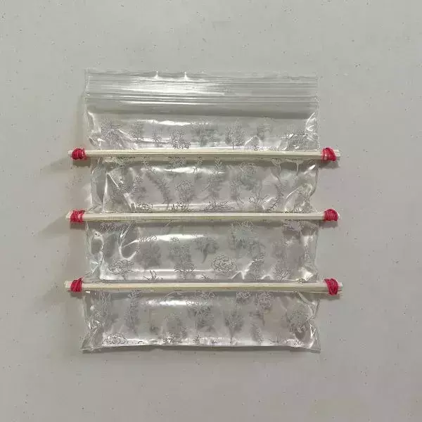 『お湯を入れて40分』　冷凍庫で冷やすと？裏技に「知らなかった」「早速試します」