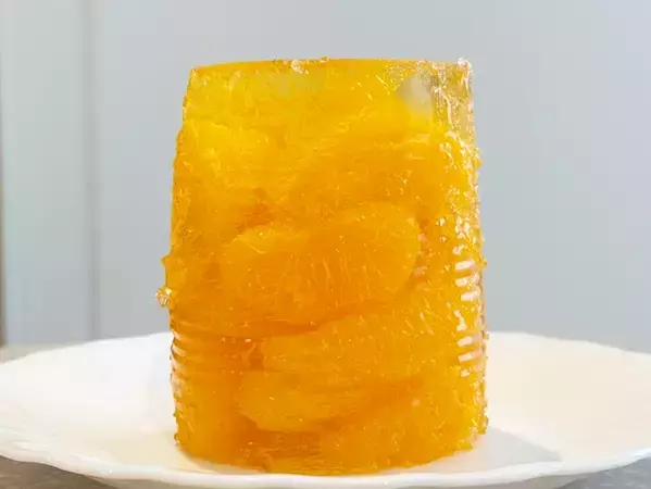 フルーツ缶にゼラチン入れて…　手作りとバレなかった簡単ゼリー