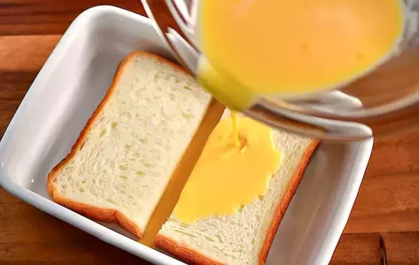 玉子焼き器でフレンチトーストを作ったら…　試した結果に「1枚ピッタリ」「思わず笑顔」【管理栄養士】