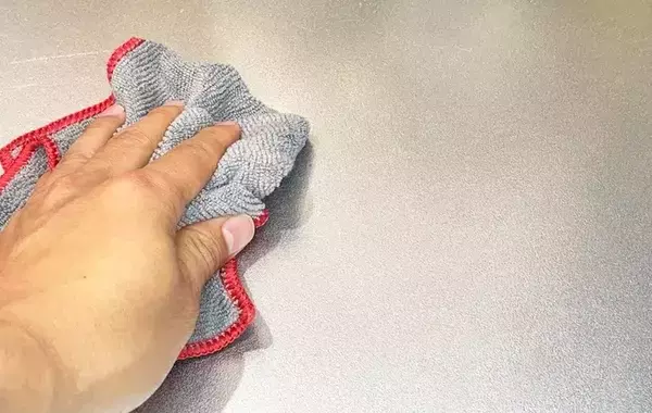 賞味期限切れの小麦粉、捨てないで！　まさかの活用法に「こっちのがラク！」