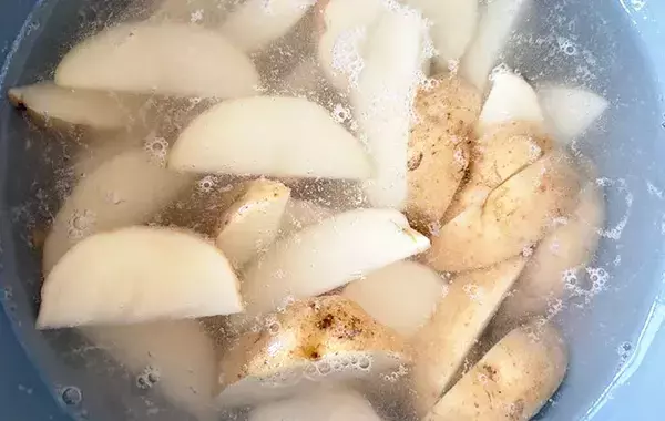 フライドポテトにコーンスープの素をまぶして…　できた一品に「家族全員どハマり」