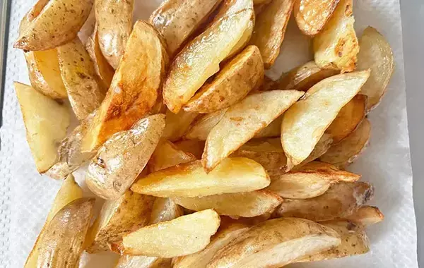 フライドポテトにコーンスープの素をまぶして…　できた一品に「家族全員どハマり」