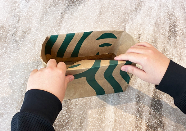 使い道がなくて溜まってる紙袋　5分でできる、知って得する活用法に「考えた人天才」